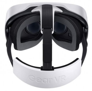 Il casco per la realtà virtuale Gear VR Innovator Edition