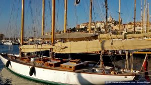 Vista yacht classici banchina Imperia