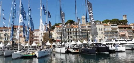 Porto di Cannes durante Yachting Festival