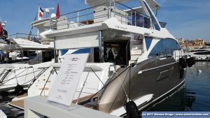 Azimut yachts banchina Cannes