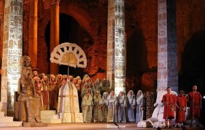 Scena coro Aida Taormina 2017