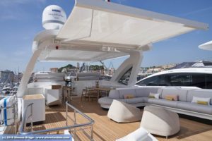 Flybridge Azimut Grande 32 metri