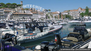 Vieux Port di Cannes con i gommoni