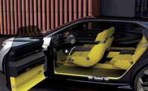 Renault Morphoz interni color giallo
