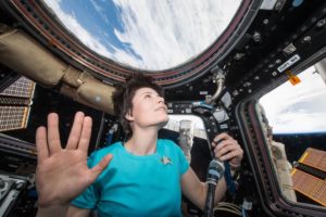 Samantha Cristoforetti omaggio a Nimoy