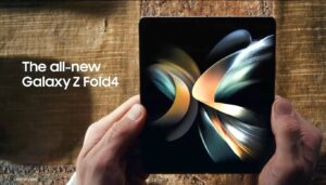 Galaxy Fold4 Display da 7,6 pollici QXGA+