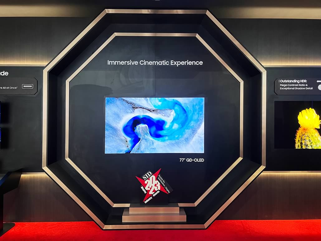 L'ultra-large TV QD-OLED da 77 pollici di Samsung Display alla SID Display Week 2023