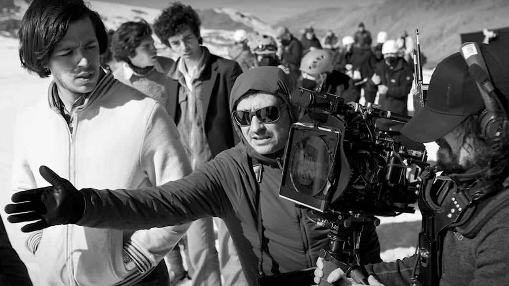 Il regista con cameraman in location sulla neve, Società della Neve VFX