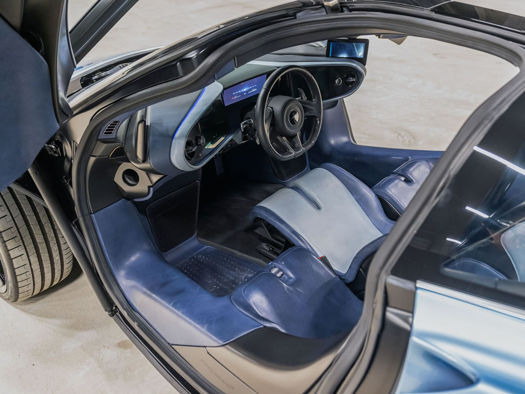McLaren Speedtail 2020 postazione di guida sedile, volante e strumentazione