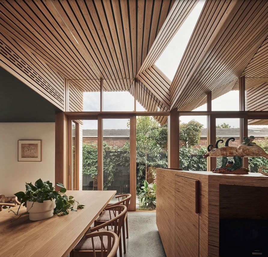 Japandi rivestimenti soffitto in listelli di legno