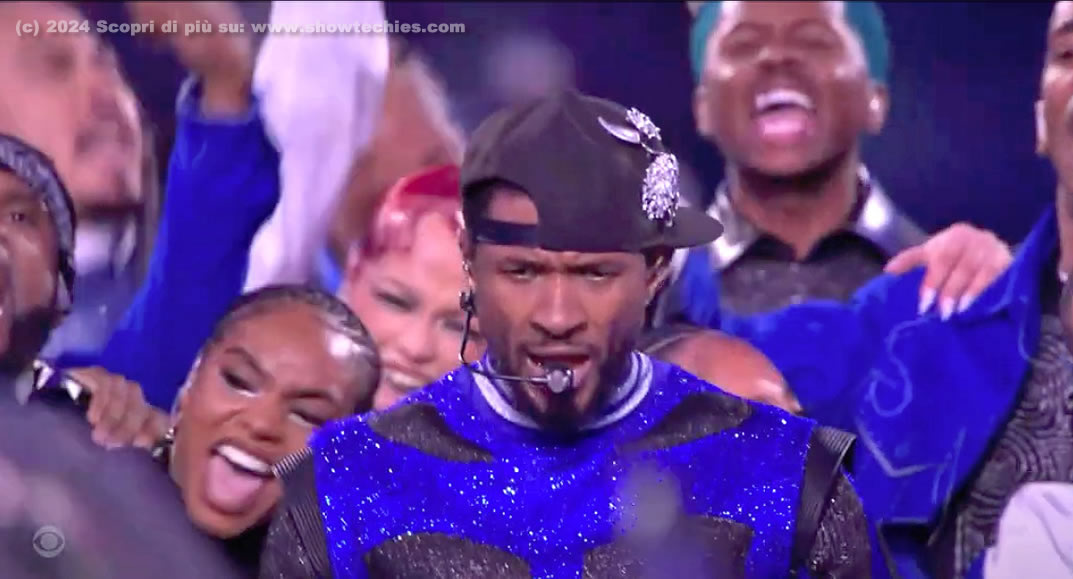 Primo piano Usher durante Super Bowl 2024