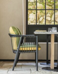 Dettaglio seduta imbottita, ristorante in Val d’Orcia di Foster + Partners