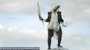 Tedoforo mascherato come Assassin's Creed