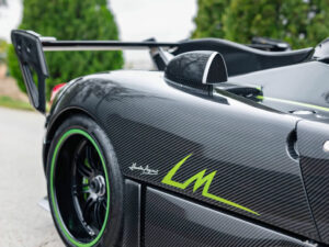 Scritta LM (Le Mans) su fiancata Pagani Zonda 760LM Roadster