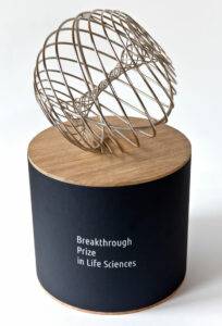 La scultura del Breakthrough Prize creata da Olafur Eliasson