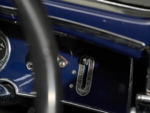 Dettaglio levetta su cruscotto Alfa Romeo 8C 2300
