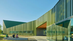 Facciata ed entrata Thaden School – vincitrice MCHAP Americas Prize